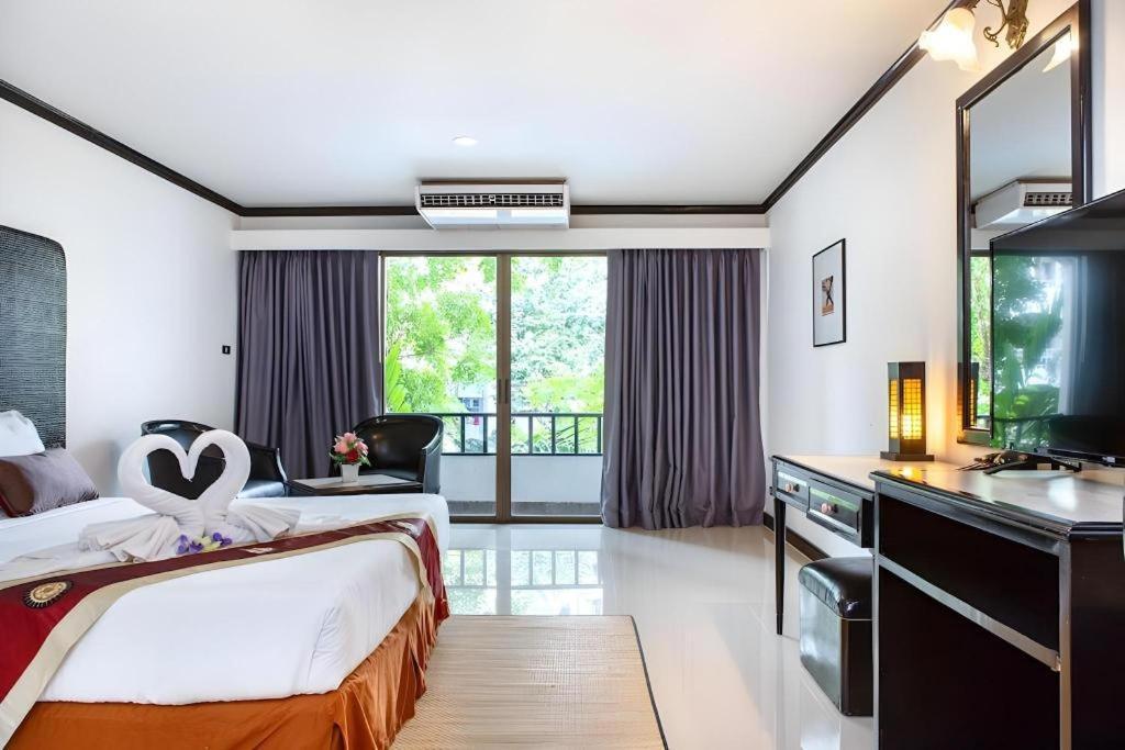 Town In Town Gardent Resort Bangkok Luaran gambar