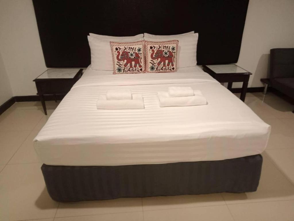 Town In Town Gardent Resort Bangkok Luaran gambar