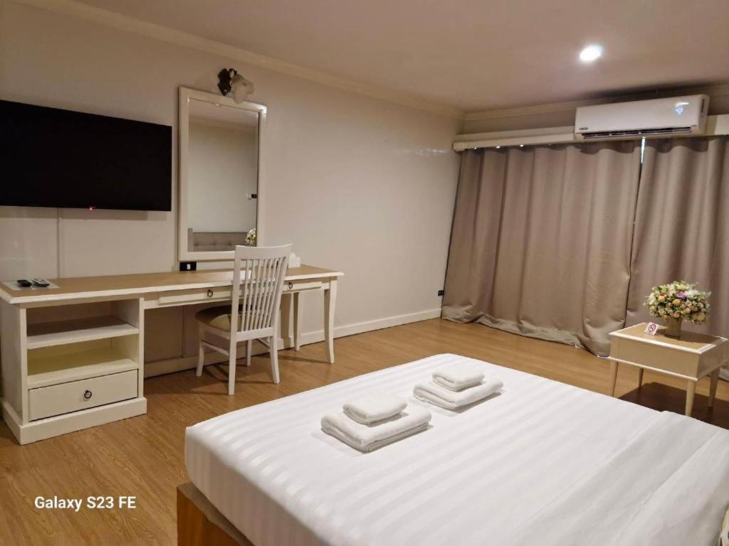 Town In Town Gardent Resort Bangkok Luaran gambar