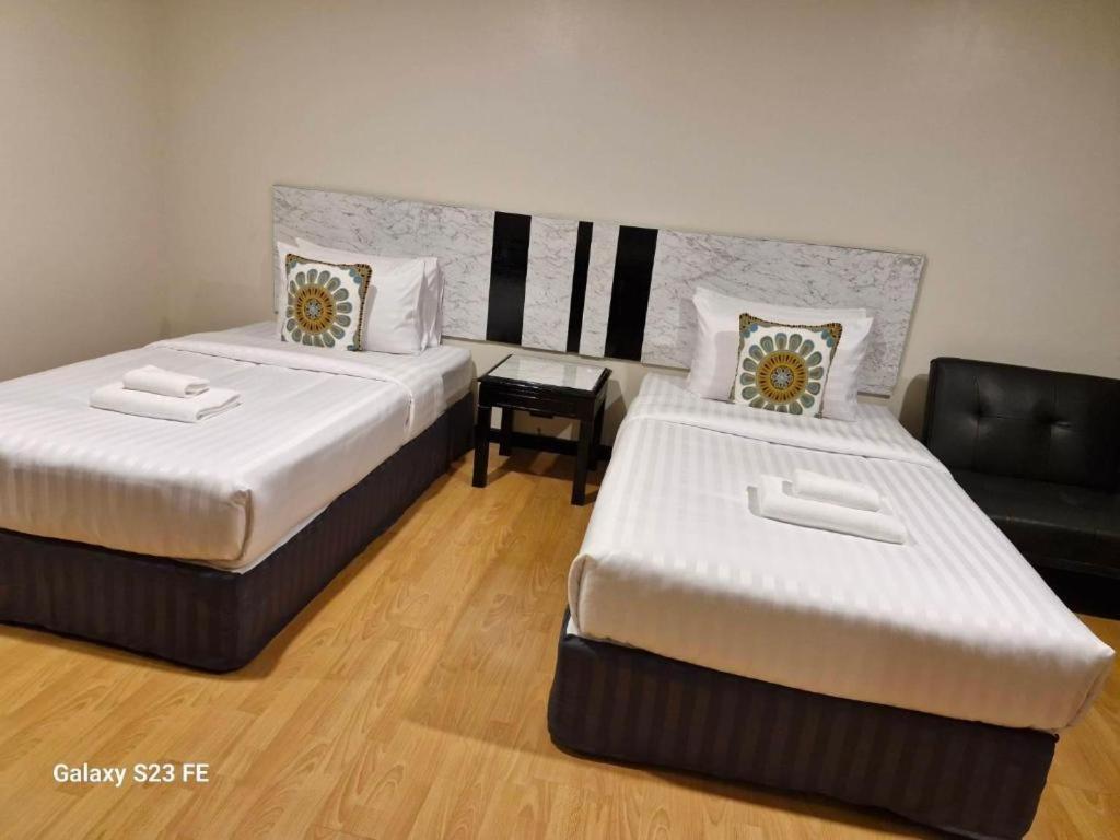 Town In Town Gardent Resort Bangkok Luaran gambar