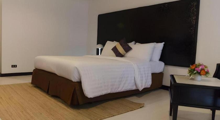 Town In Town Gardent Resort Bangkok Luaran gambar